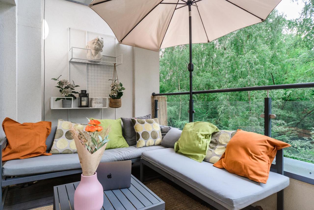 Lumina Apartment With Balcony Overlooking The Park Lodž Exteriér fotografie